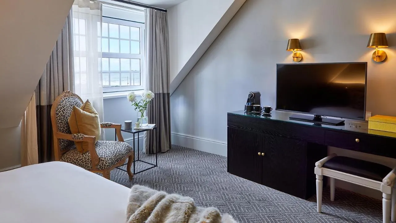 The Winchester Hotel By Newmark Cape Town South Africa